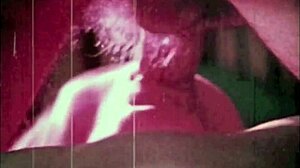 Dark Lantern Entertainment præsenterer en dampende vintage blowjob-video med nærbilleder af hans klitoris og klitoris